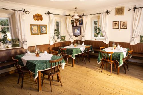 Restaurant, Seewirt in Zell Am Moos