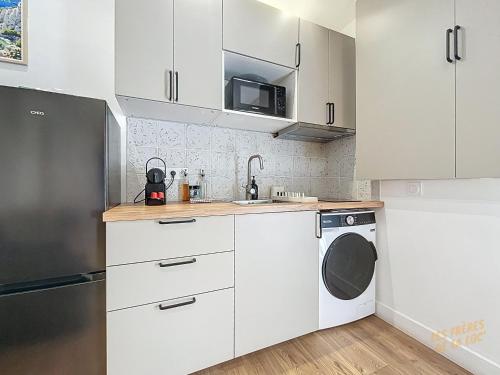 Kitchen, Appartement High Standing - Jardin & Climatisation - Les Freres de la Loc' in District 04