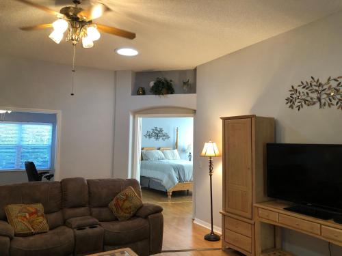 119 Z2b VILLAGE LA ZAMORA by REMAX Premier in Lady Lake (FL)