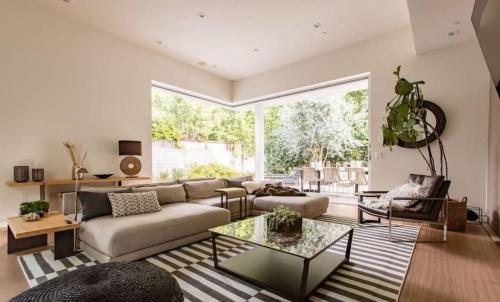 Stunning Home - Pool & Hot Tub - Fire Pit, Los Angeles (fotografie 4)