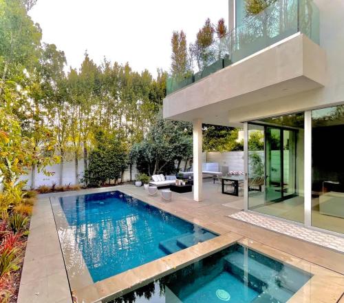 Stunning Home - Pool & Hot Tub - Fire Pit, Los Angeles (fotografie 9)