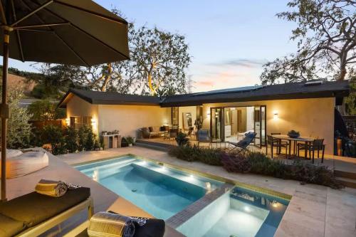 Hollywood Hills Villa by Universal - Pool - Dogs OK, Los Angeles (fotografie 8)