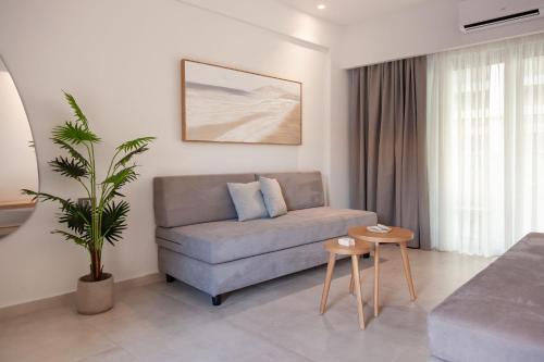 Batis Beach Hotel - image 14