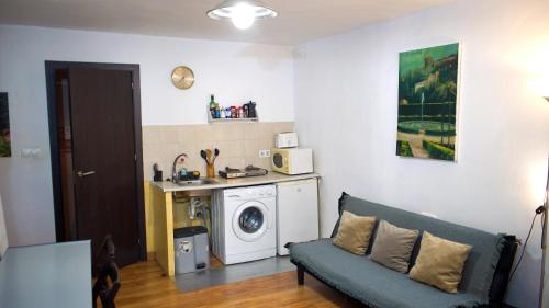 Apartamento Completo Reformado en Arco de Elvira - Centro, Granada (photo 9)