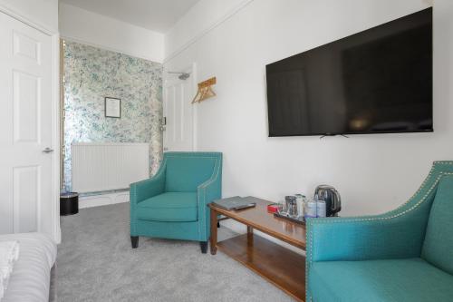 Latimer House - image 10