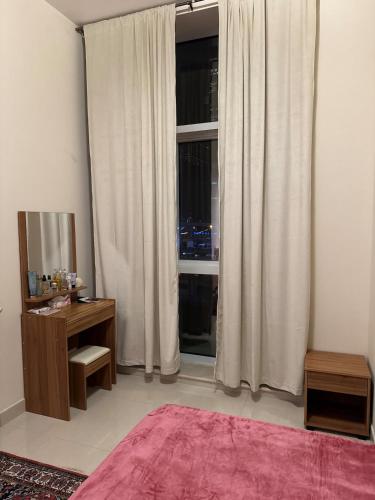 Affordable master bedroom hotel apartment, Дубай (фото 4)