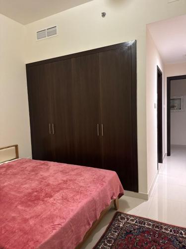 Affordable master bedroom hotel apartment, Дубай (фото 8)