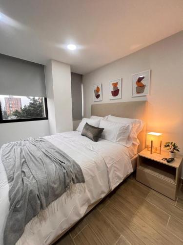 81 Living - image 2