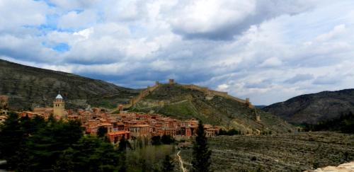 Apartamentos El Brezo - Apartment - Albarracín