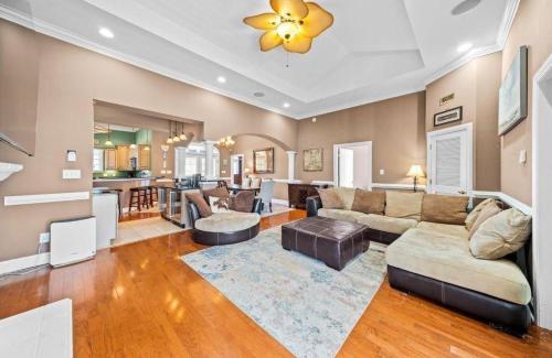 304D Windward Palms 4 Br condo by RedAwning – Myrtle Beach, SC
