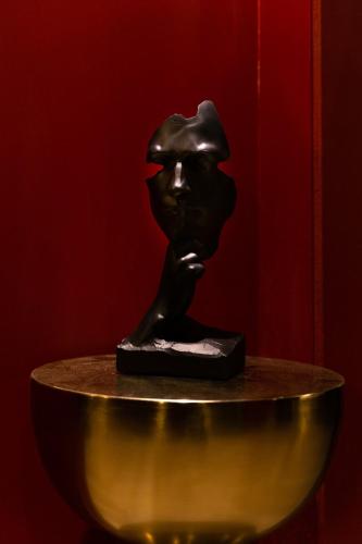 Appartement Rouge Elegance & Miroirs RER C - Location saisonnière - Choisy-le-Roi