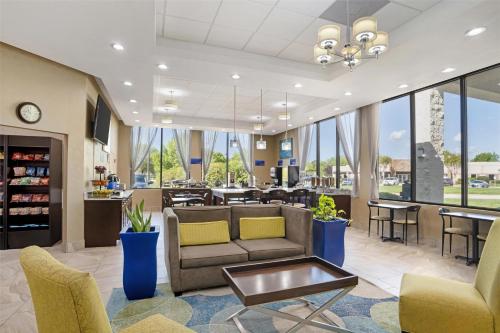 Best Western Inn & Suites Monroe - image 14