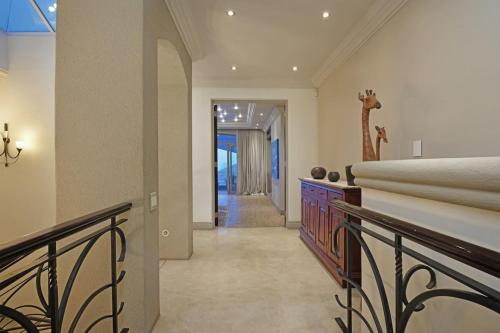 Fresnaye Ocean and Mountain Views Back Up Power - image 7
