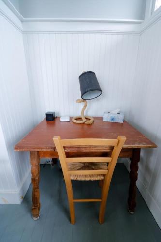 Private Island Getaway - 2BR Cottage - image 8