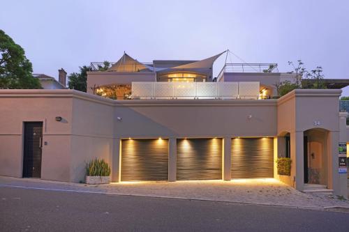 Fresnaye Ocean and Mountain Views Back Up Power - image 4