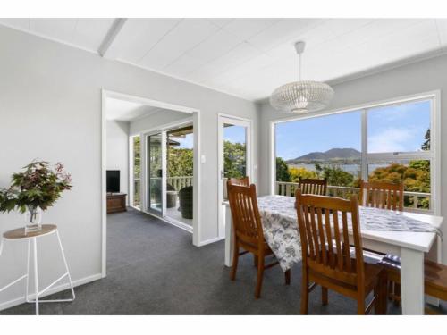 Acacia Bay - Lake and Mountain Views - image 4