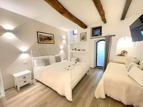 La Casa di Ines Room Type - Triple Room with Private Bathroom La Casa di Ines Room Type - Triple Room with Private Bathroom