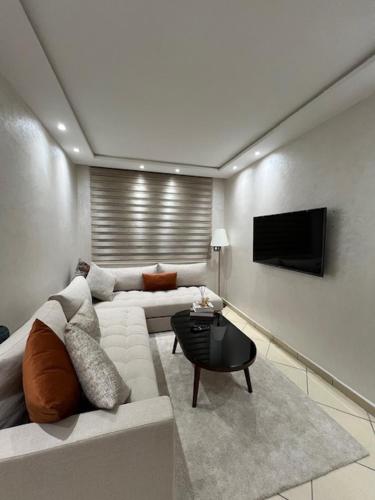 Maison in 뎀나트