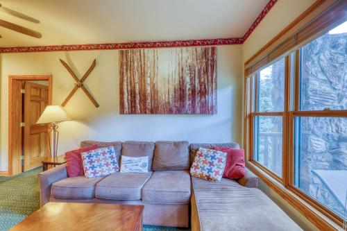 Hidden River Hideaway Condos in Keystone, USA