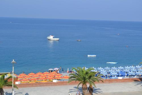 Erkély/terasz, Beach Hotel in Diamante