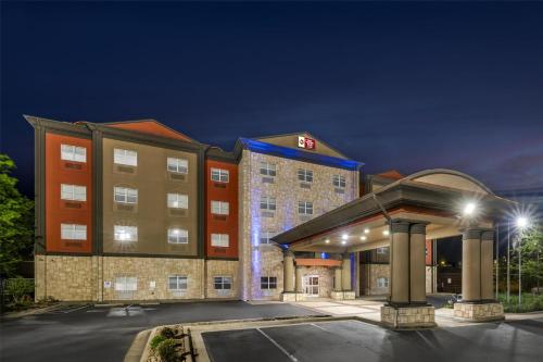 Best Western Plus Jfk Inn & Suites