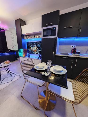 - Aux Bulles 2 - Suite & SPA - By Skyline Residence in Limoges