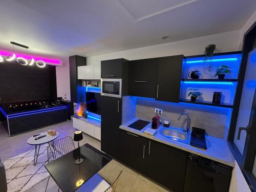 - Aux Bulles 2 - Suite & SPA - By Skyline Residence in Limoges