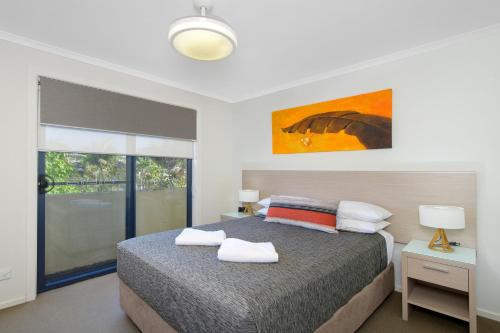 South Pacific Apartments South Pacific Apartments is perfectly located for both business and leisure guests in Port Macquarie. The property features a wide range of facilities to make your stay a pleasant experience. Service-