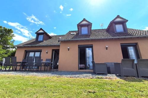 Les hauts du lac - 500 m du lac - Vu sur le lac gîte à louer Fressine