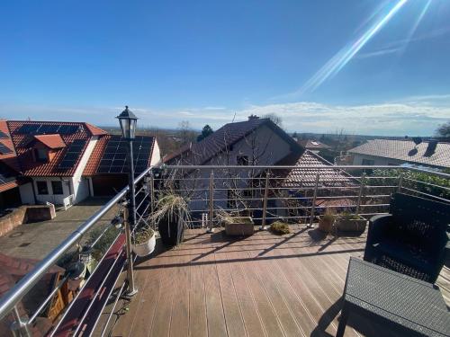 Ferienhaus am Waldrand Village Holiday home in 山區博本海姆