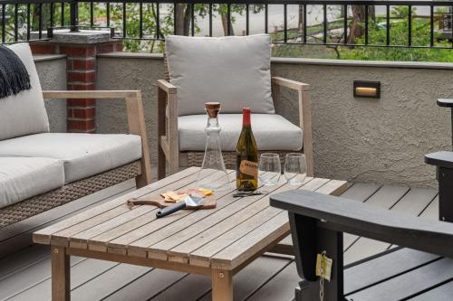 Elegant Old Town Charm - Walk to CSU and Downtown in East Dale