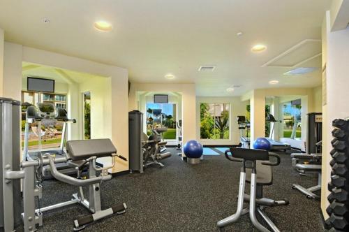 Waipouli Beach Resort Exquisite Ocean Front Condo in Oceanfront H Building Sleeps 8 AC Pool - image 13