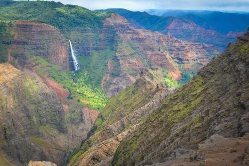 Waipouli Beach Resort Exquisite Ocean Front Condo in Oceanfront H Building Sleeps 8 AC Pool - image 6