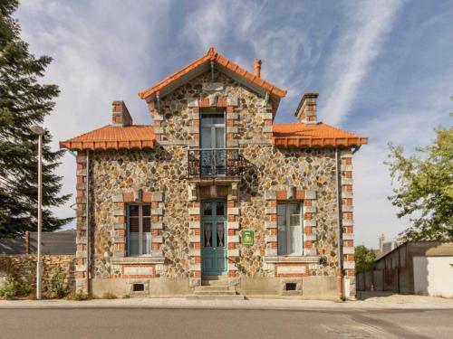 . Maison de Charme avec Jardin, Vélos et Jeux pour Enfants à Bouvron - FR-1-306-838