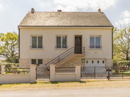 Gîte Missillac, 4 pièces, 5 personnes - FR-1-306-893 (Gite en campagne avec jardin privatif, pres du Parc de Briere, tout confort, 3 chambres, Wi-Fi inclu) in มิสสิอา