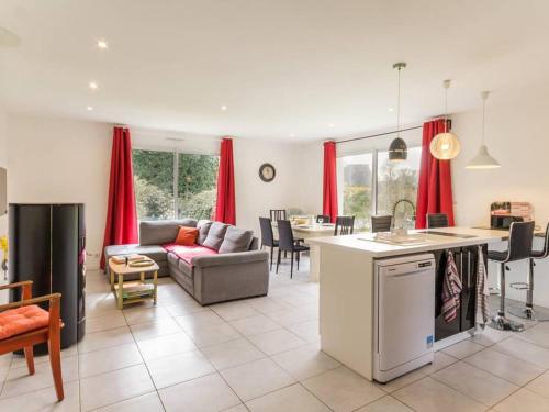 Gîte Nozay, 4 pièces, 6 personnes - FR-1-306-1178 (Maison contemporaine a Nozay avec jardin clos, proche Nantes : 3 chambres, Wi-Fi, garage velos/motos) in Nozay (Pays de la Loire)