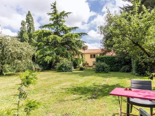 Gîte Rénové avec Étang, Proche Nantes, Wi-Fi, Équipements Bébé - FR-1-306-1118 (Gite Renove avec Etang, Proche Nantes, Wi-Fi, Equipements Bebe - FR-1-306-1118) in Corcoué-sur-Logne