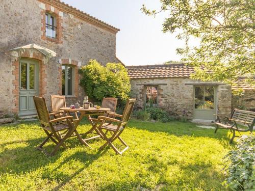 Maison Charme Rénovée, Jardin, Proche Nantes, Familles & PMR Bienvenues - FR-1-306-1059