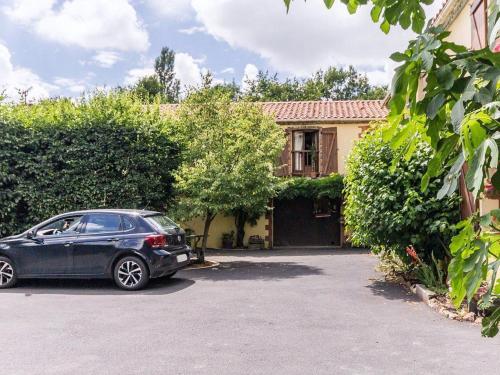 Gîte rénové à Corcoué-sur-Logne avec étang privé et équipements bébé - FR-1-306-1066 (Gite renove a Corcoue-sur-Logne avec etang prive et equipements bebe - FR-1-306-1066) in Corcoué-sur-Logne