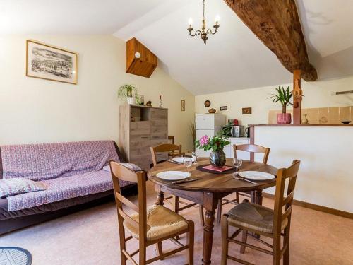 Gîte rénové à Corcoué-sur-Logne avec étang privé et équipements bébé - FR-1-306-1066 (Gite renove a Corcoue-sur-Logne avec etang prive et equipements bebe - FR-1-306-1066) in Corcoué-sur-Logne