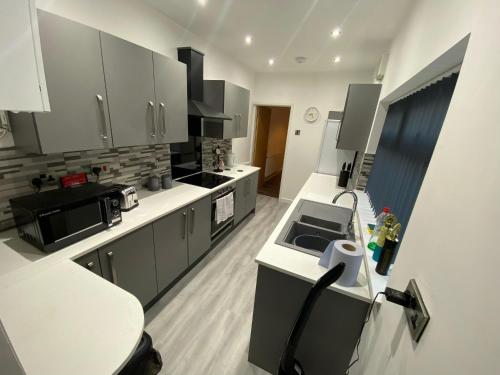 Houghton Guest House 1 in Joiner's Square