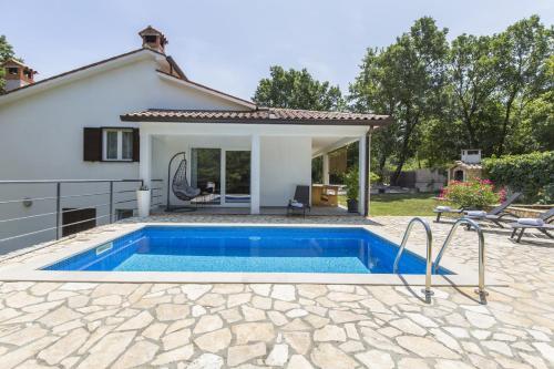 ทัศนียภาพภายนอกโรงแรม, Family friendly house with a swimming pool Kapelica, Labin - 24509 in คาเปลิกา