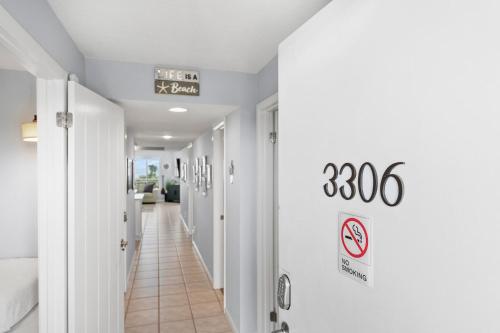 Stunning Ocean Views, Huge Patio, Heated Pool and Amenities! in St. Augustine, USA
