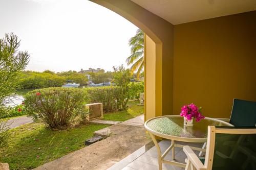 Bayview Condo in Freemans Village