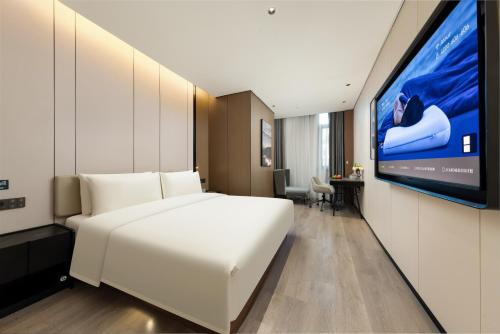 Executive Double Room room in Atour Hotel Shenzhen Futian CBD Gangxia North Metro Station