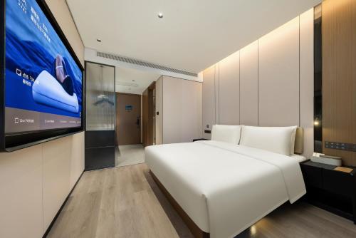 Executive Double Room image 3