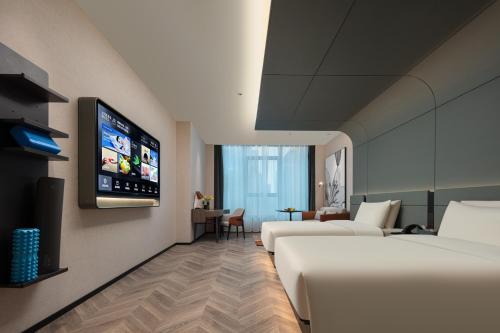 Jimu Twin Room image 3
