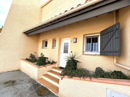 Holiday Home image 2