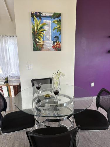Charming house in Curacao in บริเฟนคัต