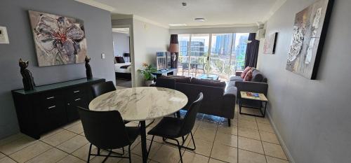 Broadbeach Holiday Apartments in Broadbeach